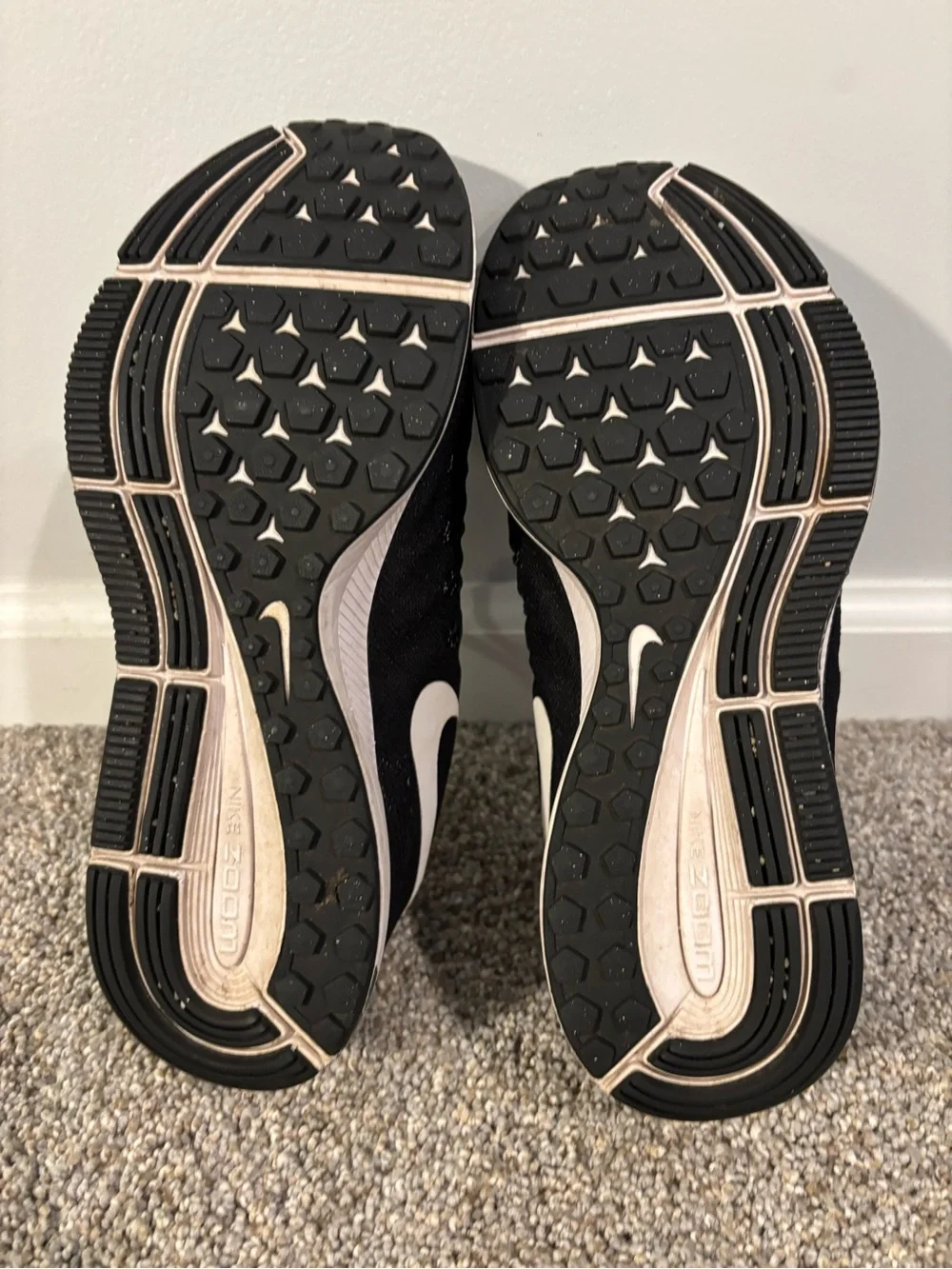Women’s Nike Air Zoom Pegasus 33 Black/White Anthracite Running Shoes Sneakers 9